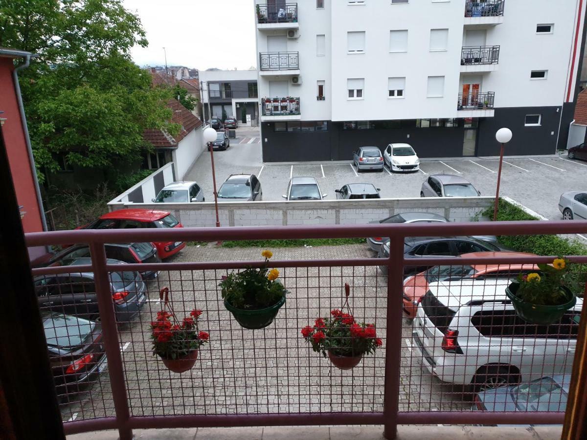 Lux Apartman Čačak Dış mekan fotoğraf