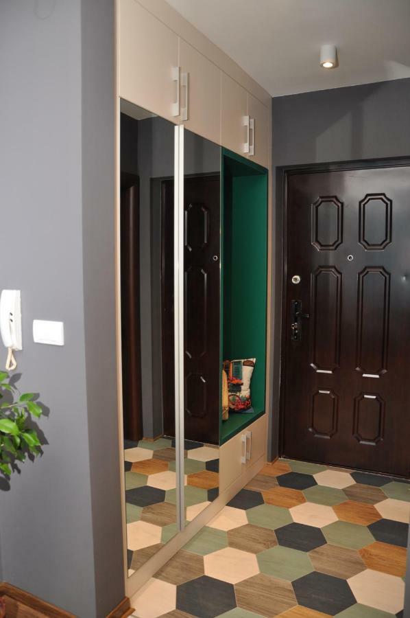 Lux Apartman Čačak Dış mekan fotoğraf